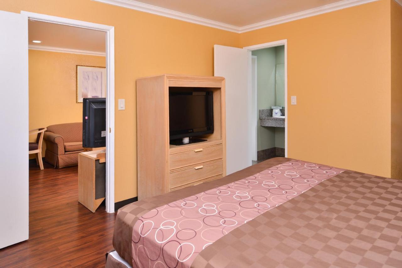 Americas Best Value Inn And Suites Clearlake Exterior foto