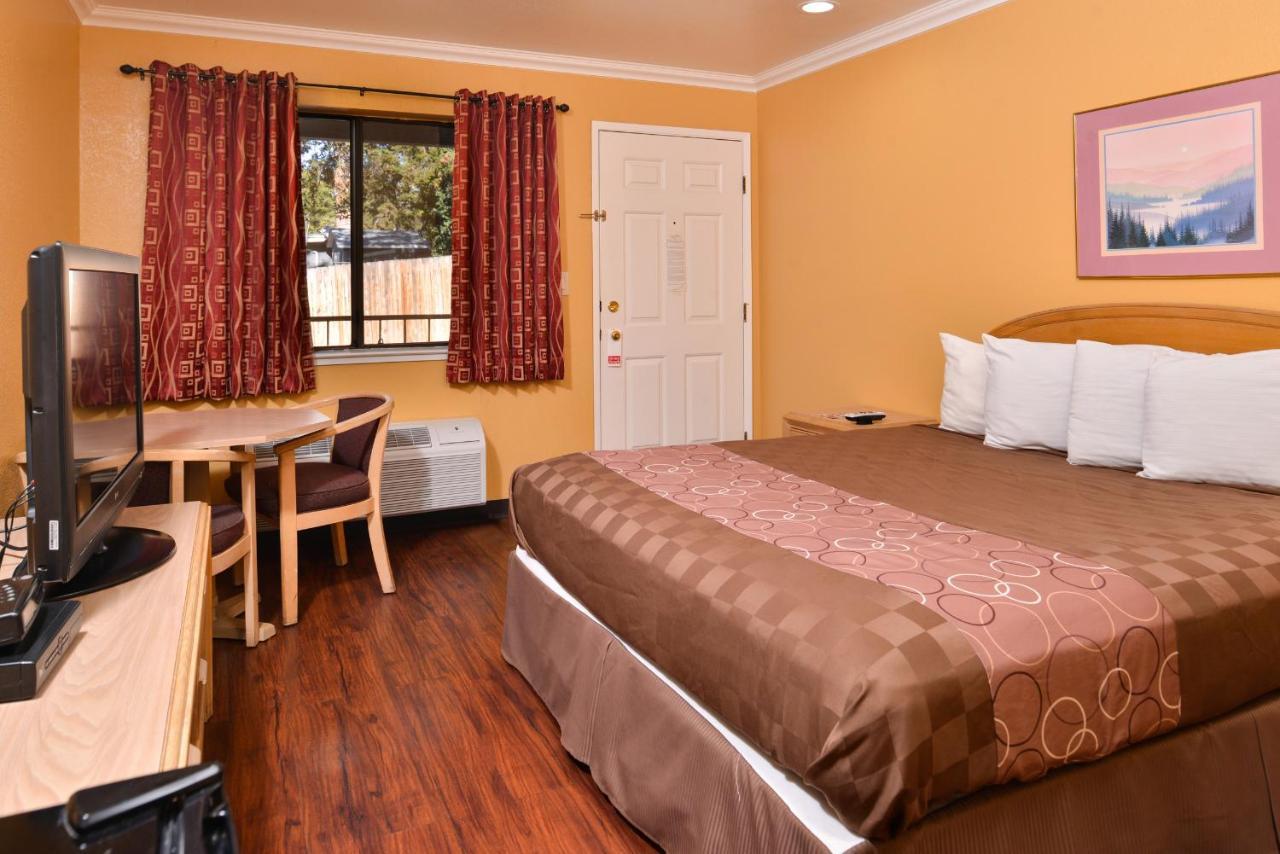 Americas Best Value Inn And Suites Clearlake Exterior foto